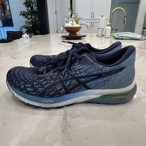 Mens ASICS Running Shoes, Size 13, Navy Blue.